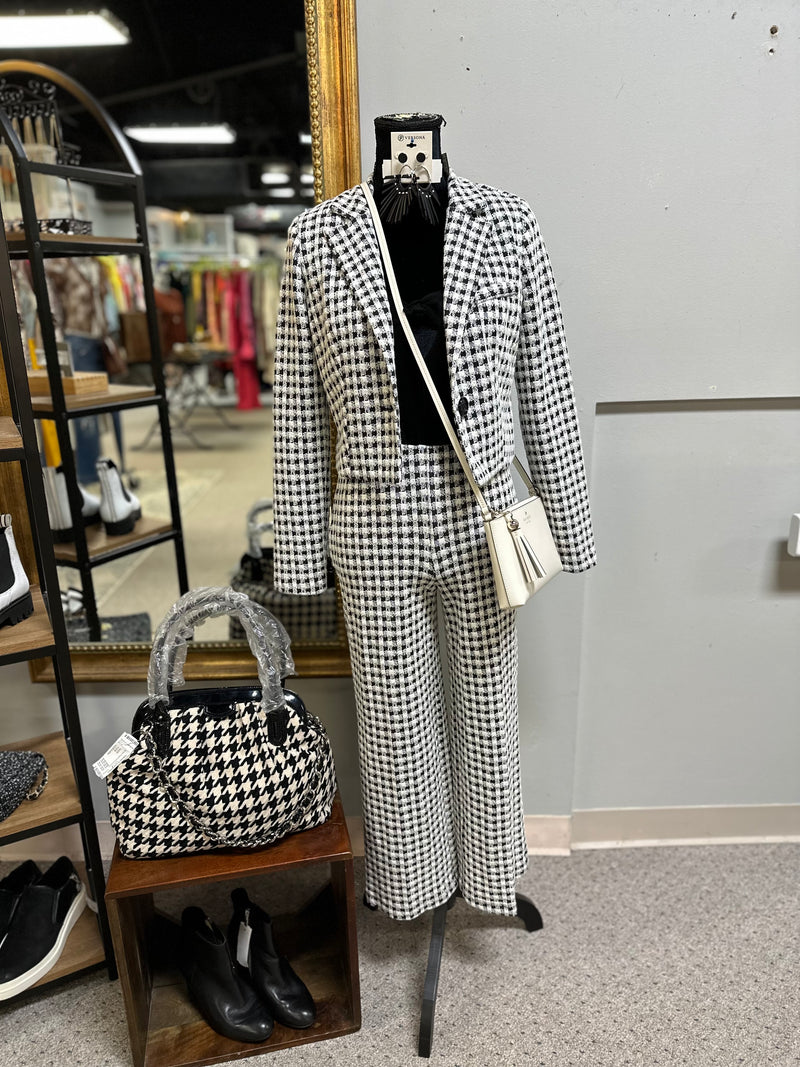 Frank Lyman Size 2 2 PC Top & Pants