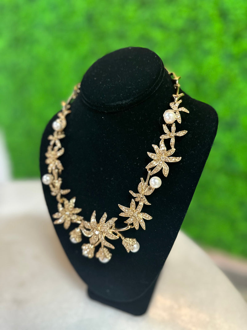 Oscar De La Renta Necklace
