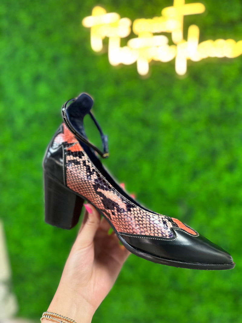 Valentina Rangoni Size 8.5 Shoes