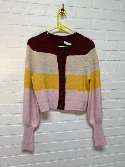 Wild Fable Size Medium Sweater