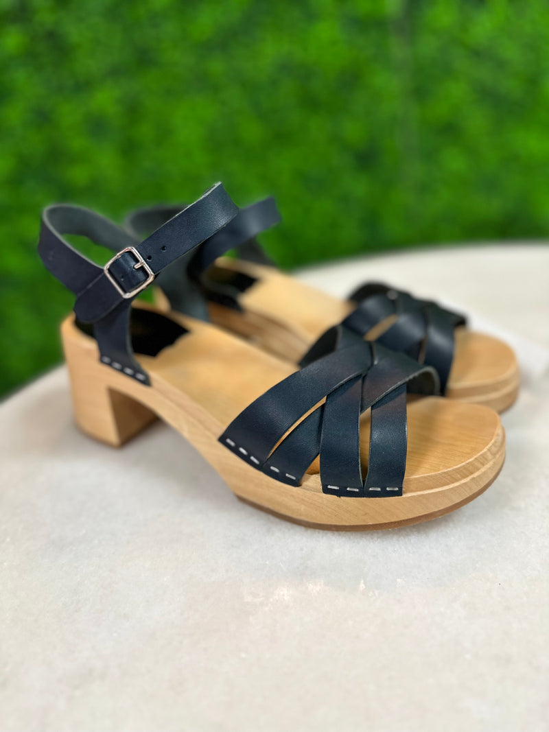 Swedish Hasbeens Size 38 Heel