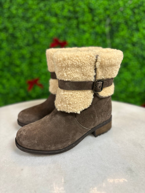 UGG Size 8 Boots