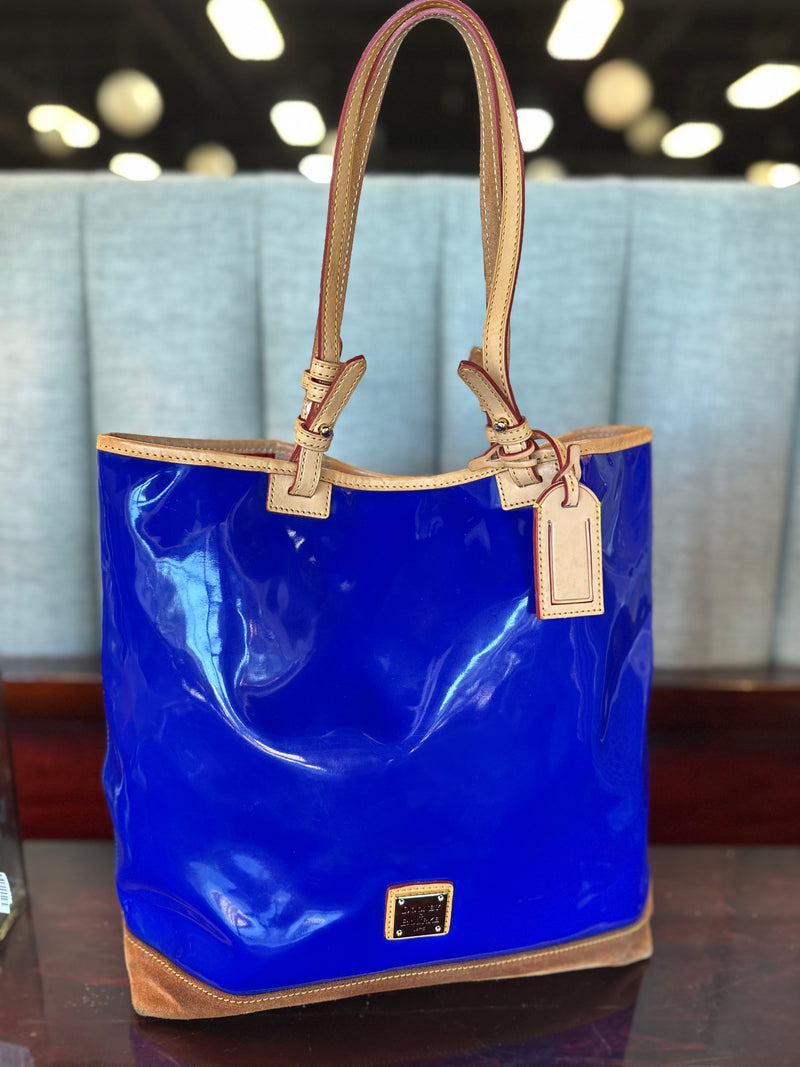 Dooney & Bourke Hand Bag