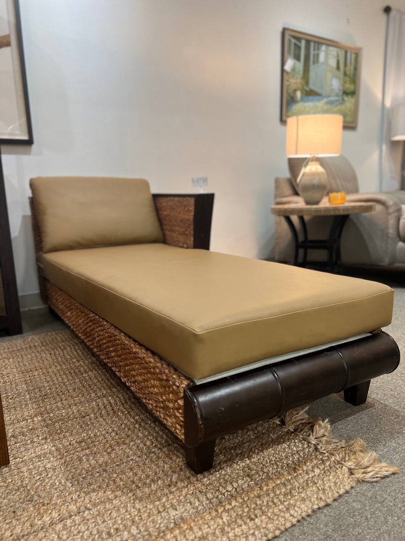 Chaise Lounge