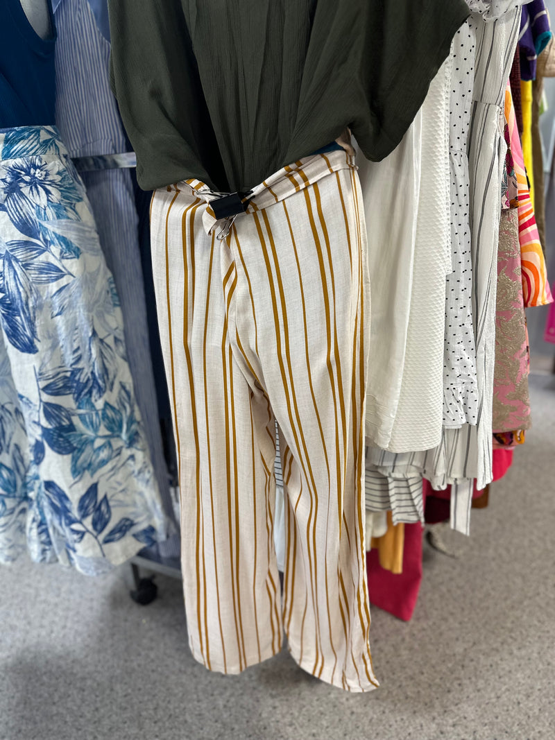 Roolee Size M Pants
