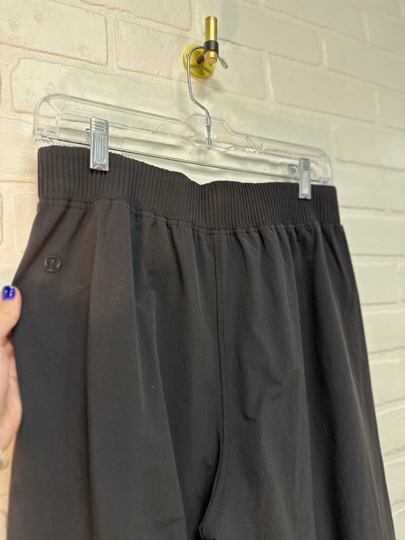 Lululemon Size M Pants