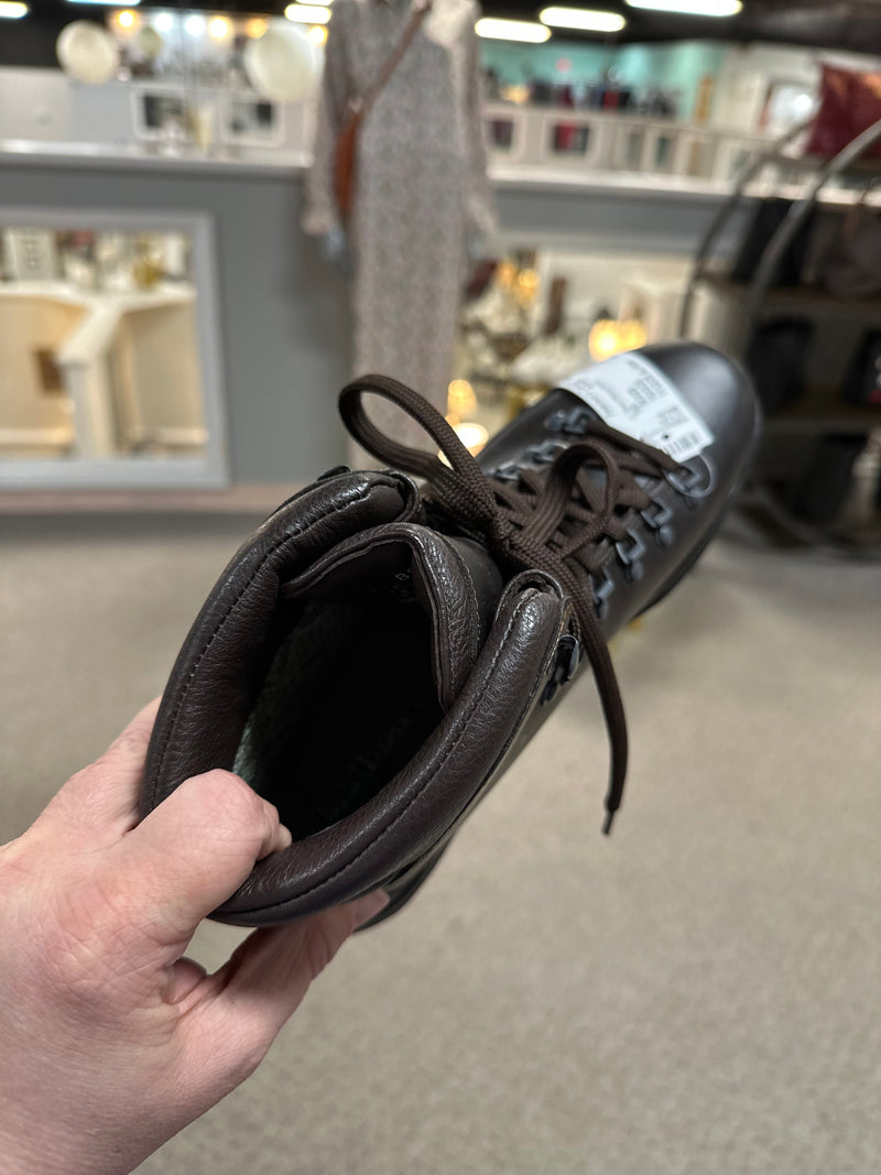 LL Bean Size 10 Boots