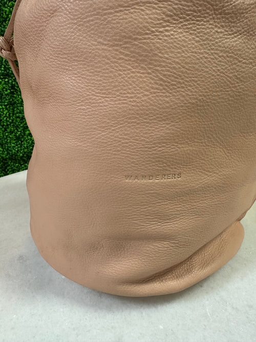 wanderers travel co Hand Bag
