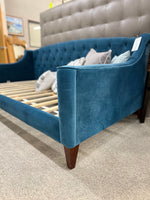 Jennifer Taylor Day Bed