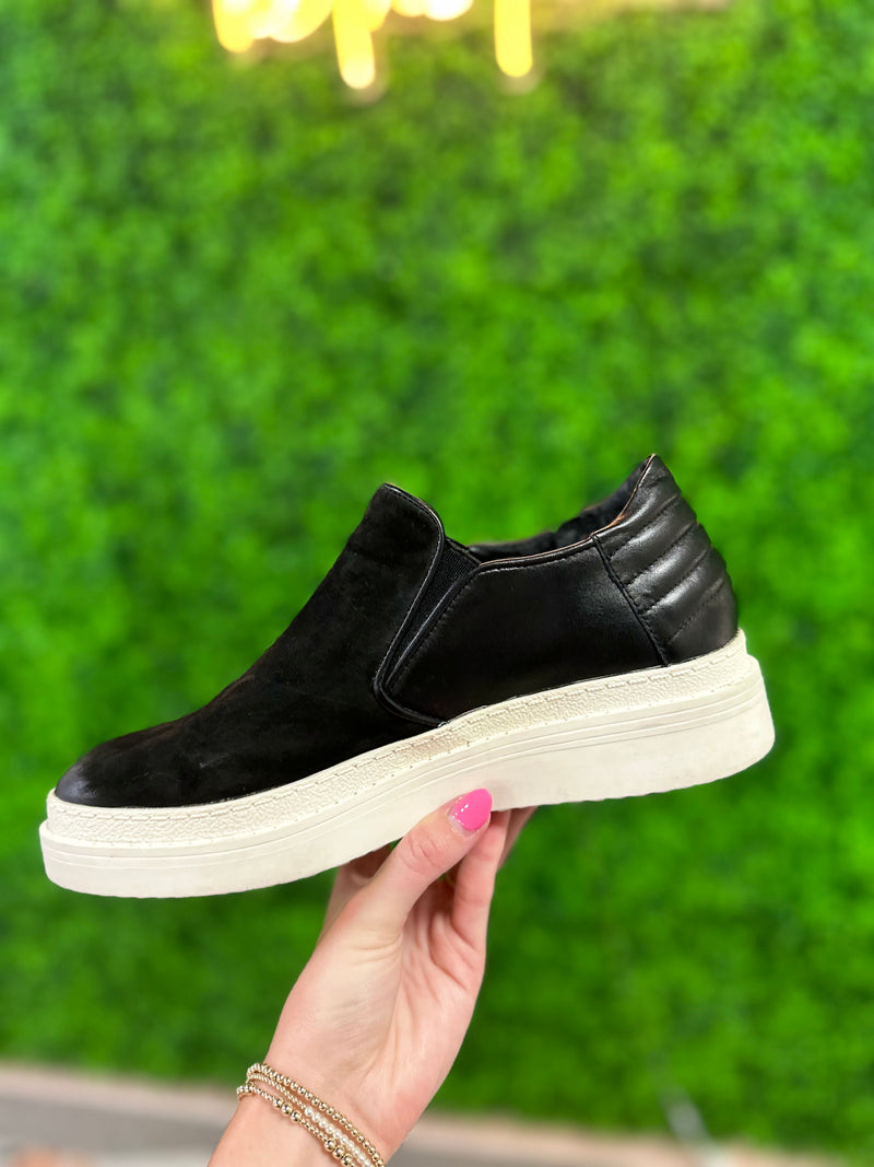The Wishbone Collection Size 9 Shoes
