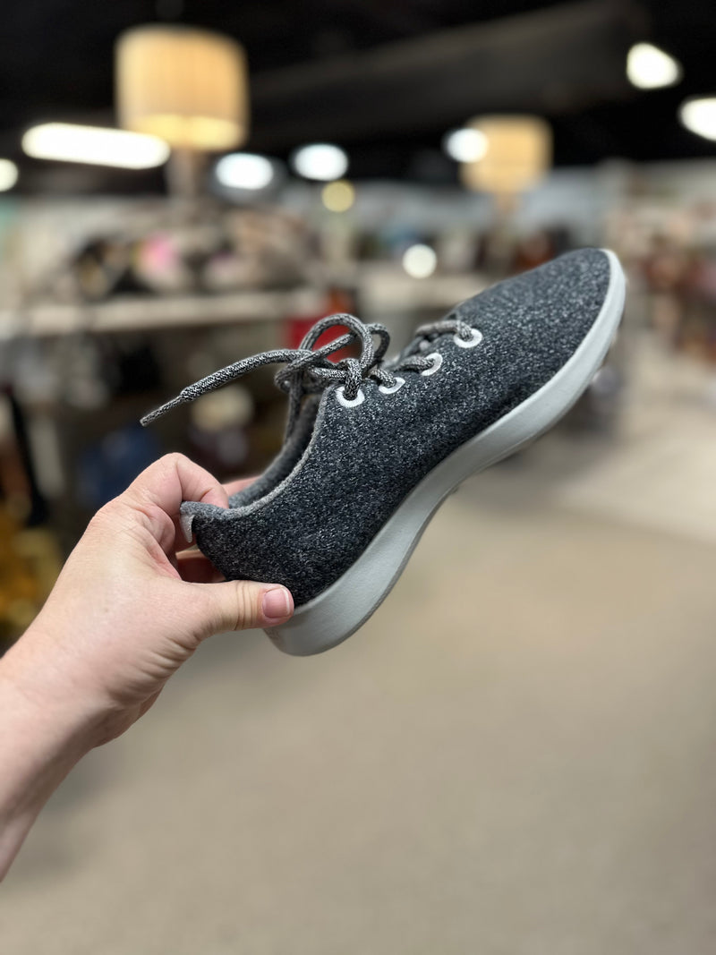 Allbirds Size 8 Shoes