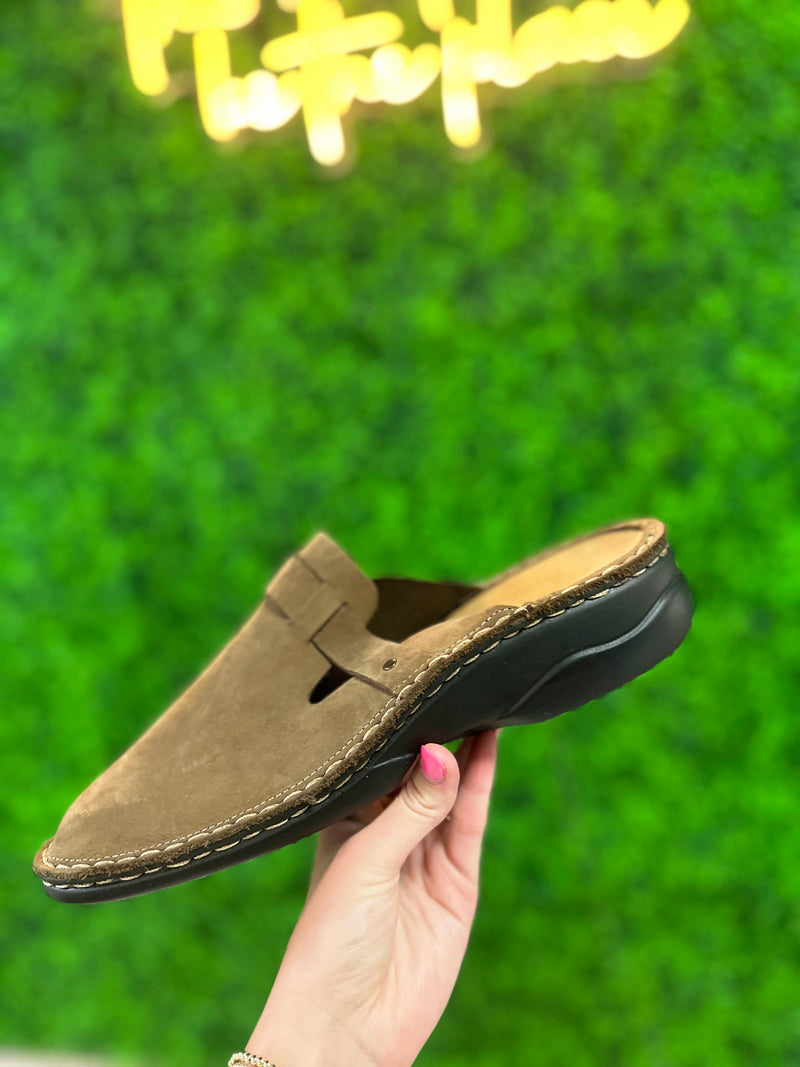 Tuffeln Size 40 Shoes