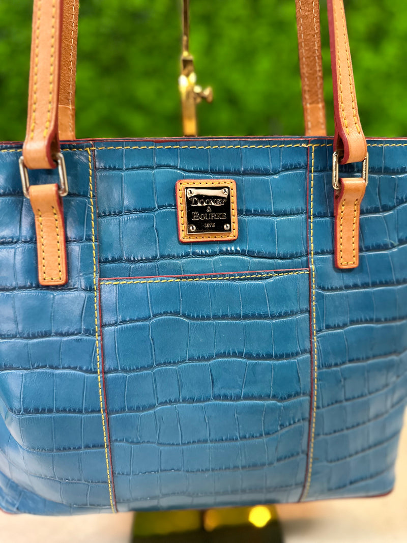 Dooney & Bourke Hand Bag