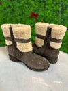 UGG Size 8 Boots