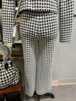 Frank Lyman Size 2 2 PC Top & Pants