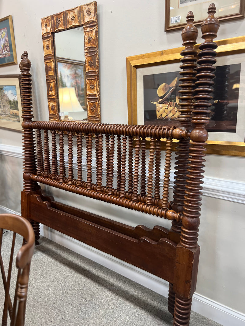 Antique Spindle Bed