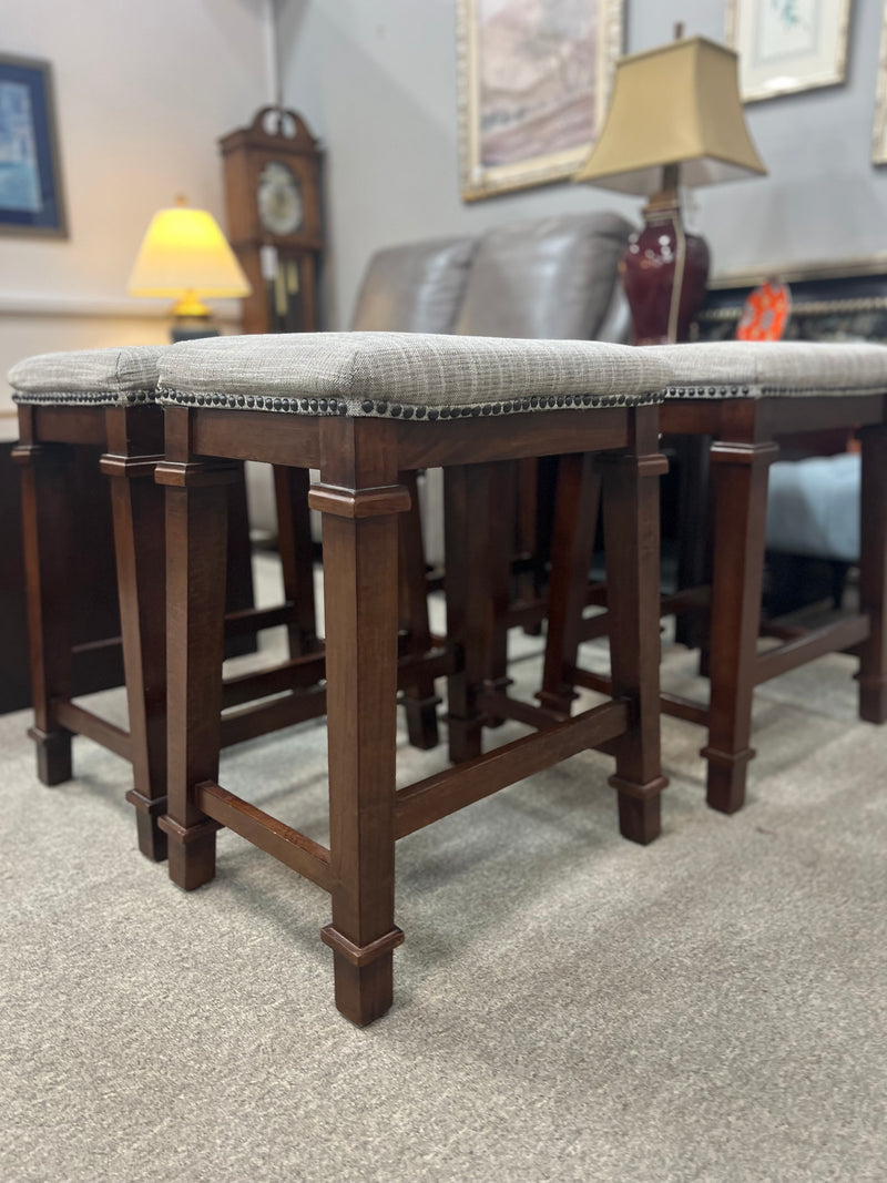 Set of 4 Stools