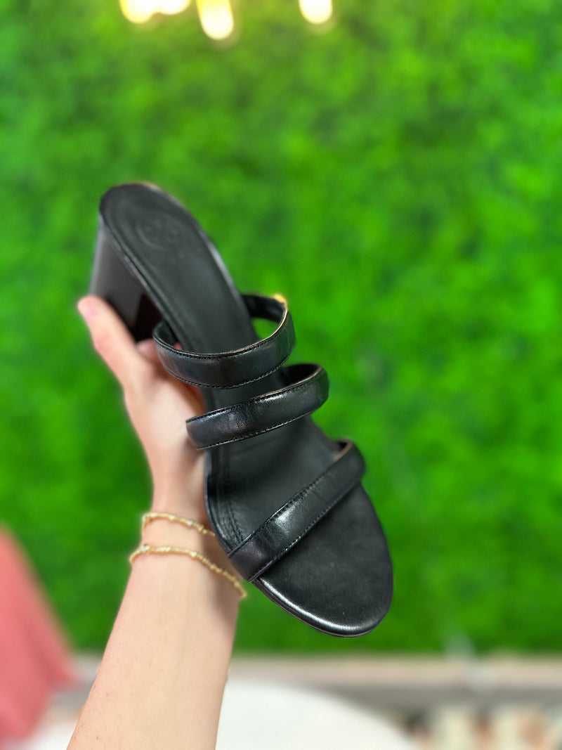 Tory Burch Size 7.5 Shoes