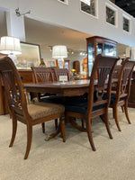 Universal Dining Set