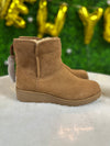 UGG Size 8 Boots