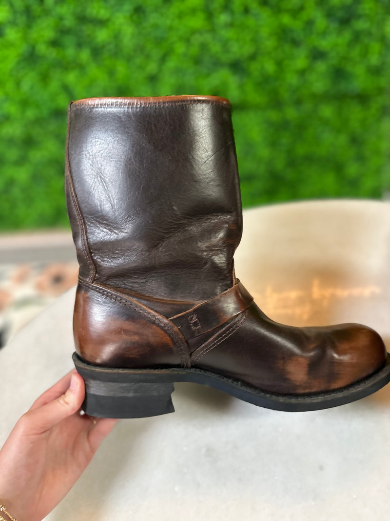 Frye Size 9.5 Boots