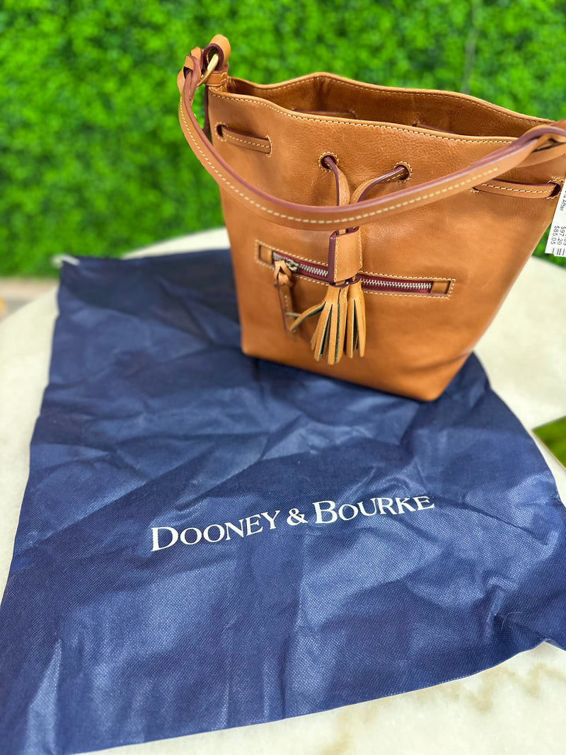 Dooney & Bourke Hand Bag
