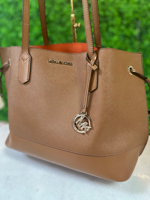 Michael Kors Hand Bag