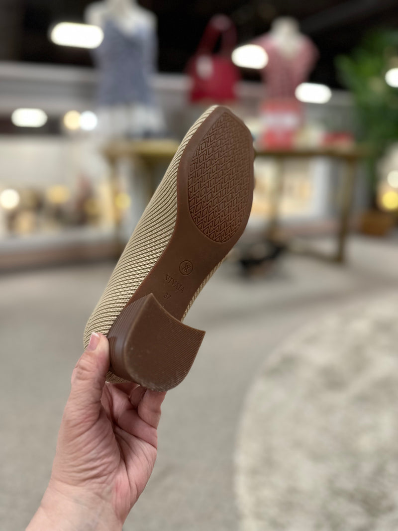 Vivaia Size 37 Shoes