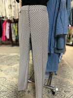 Adrianna Papell Size 6 Pants
