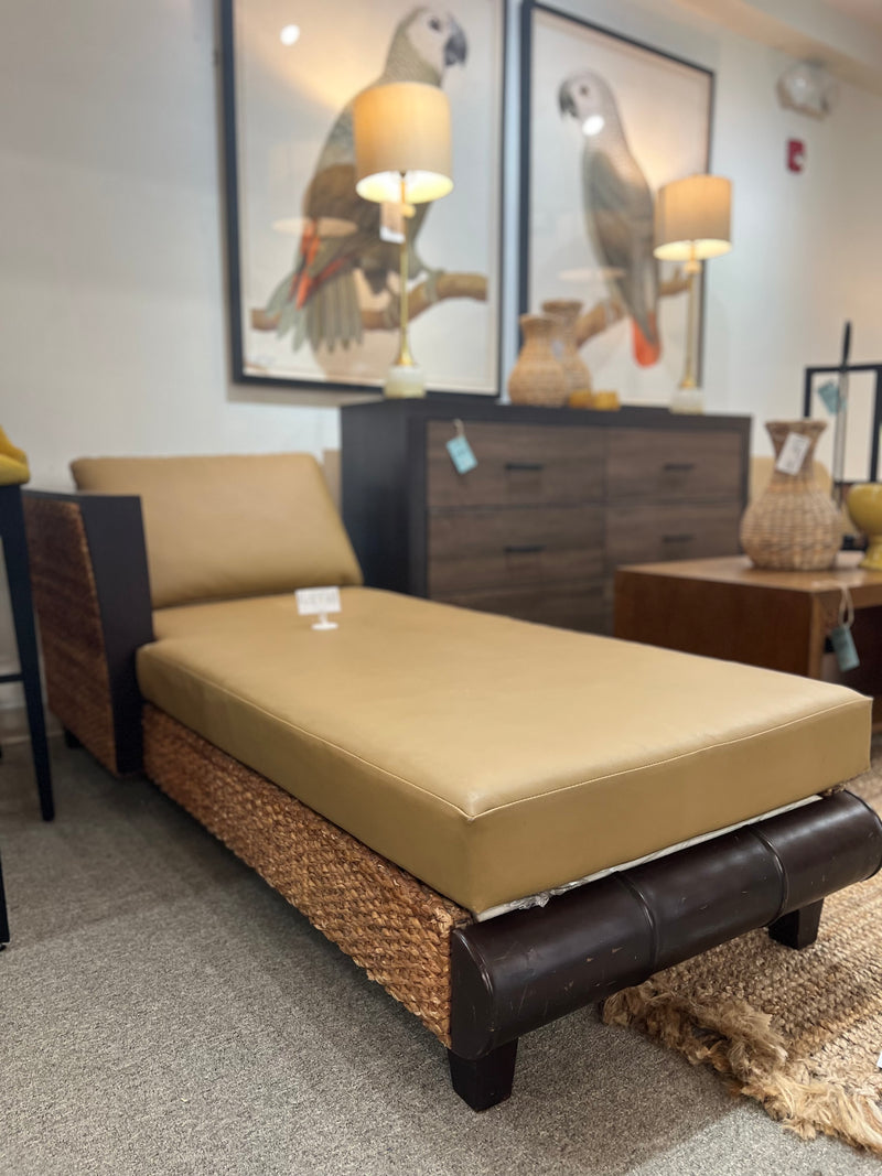 Chaise Lounge