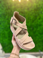Eileen Fisher Size 10 Wedge