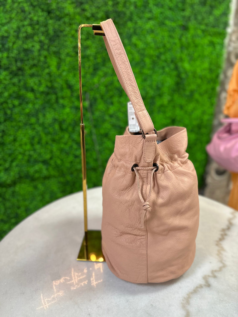 wanderers travel co Hand Bag