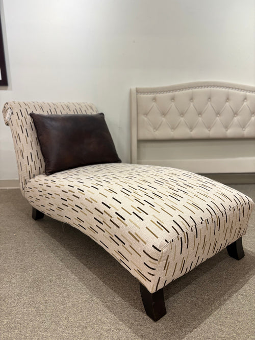 Chaise Lounge