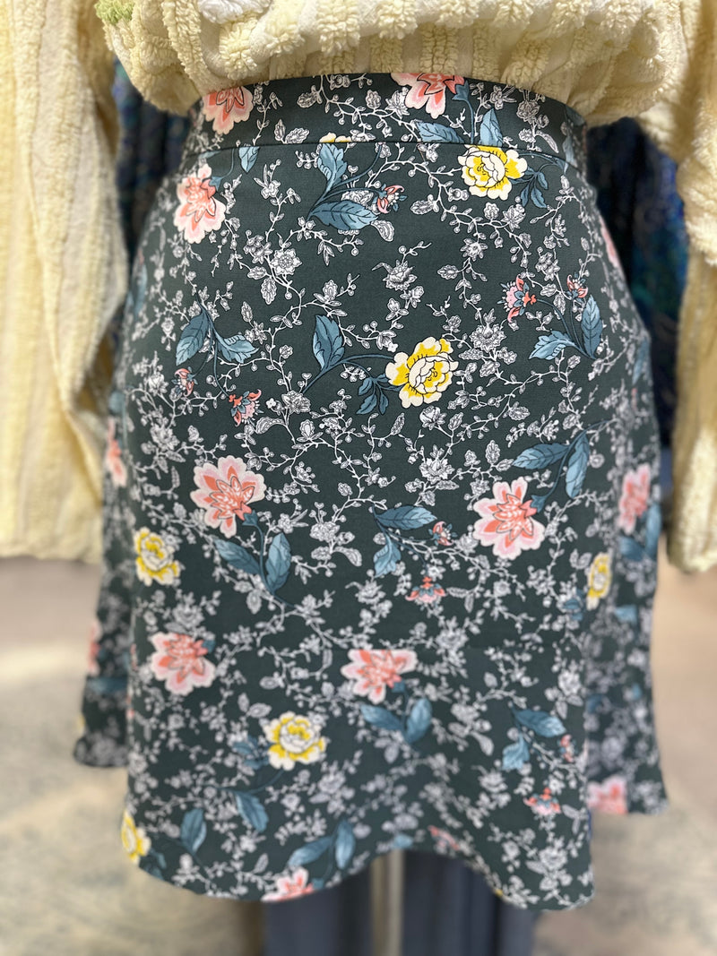 Loft Size 6 Skirt