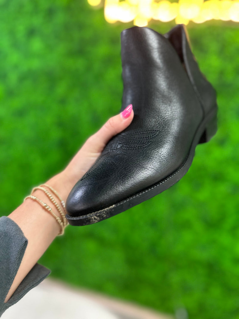 Ralph Lauren Size 8.5 Booties