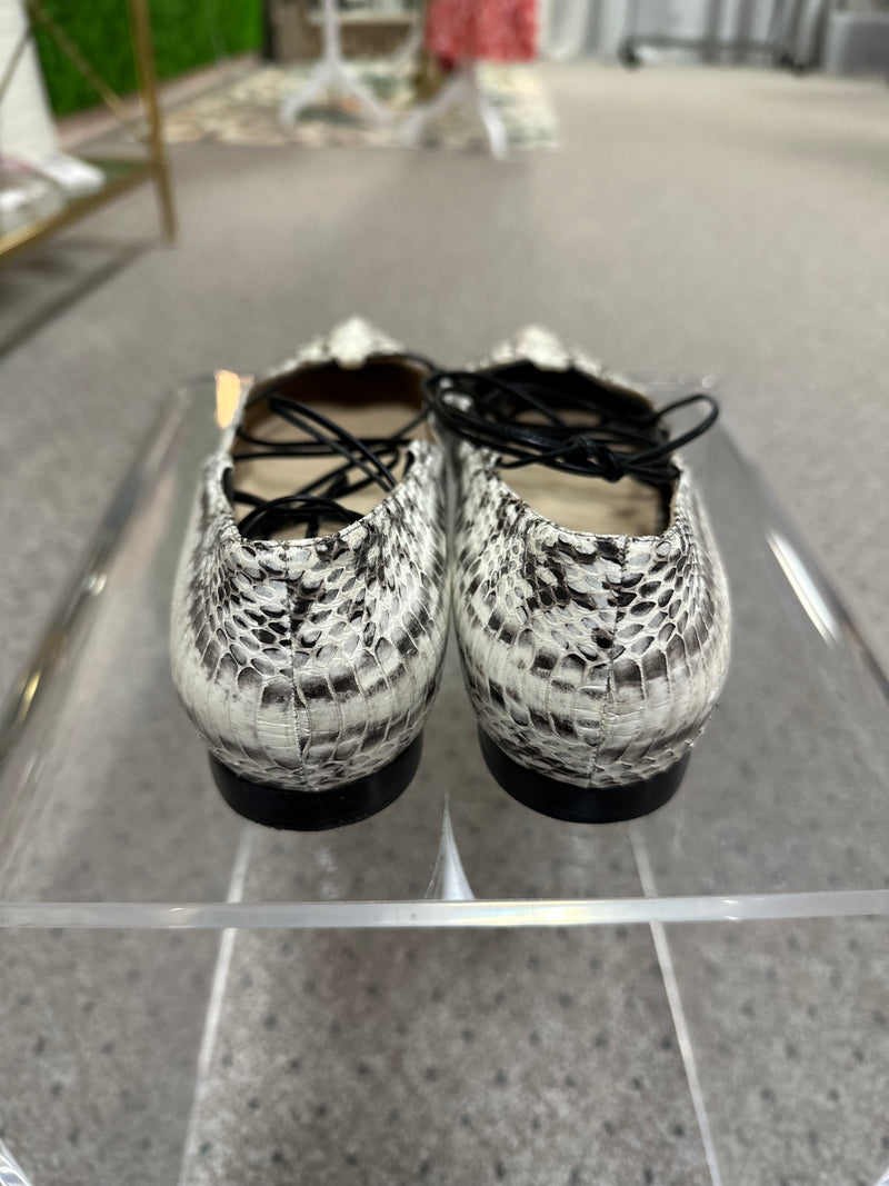 Michael Kors Size 40.5 Flat