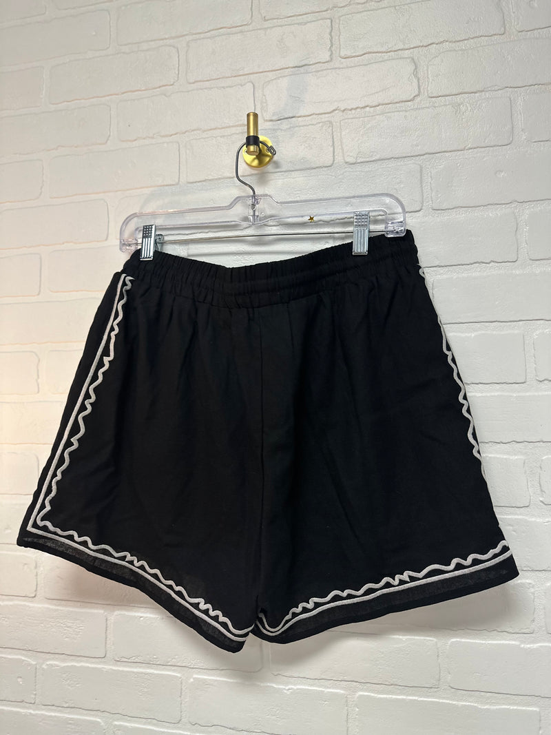 Entro Size L Shorts