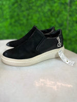 The Wishbone Collection Size 9 Shoes