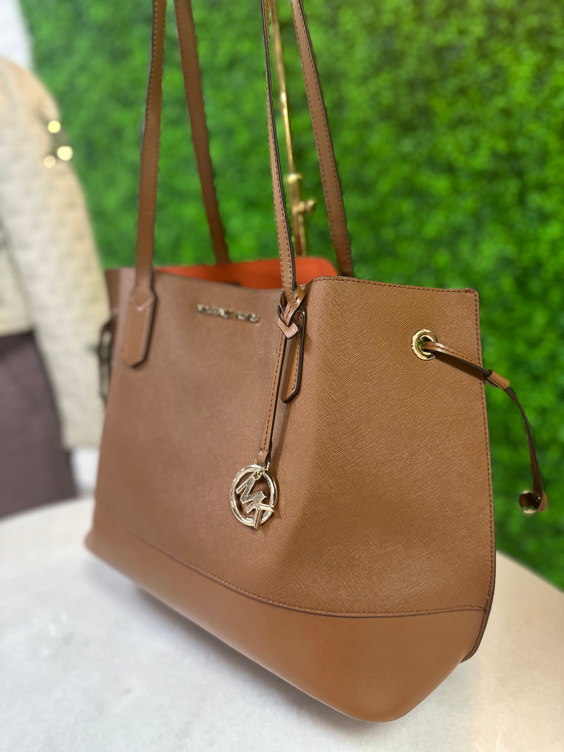 Michael Kors Hand Bag