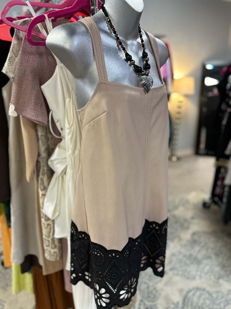 Anthropologie Size 6 Dress