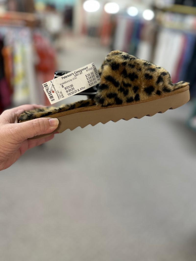 KoolaBurra by UGG Size 8 Sandals