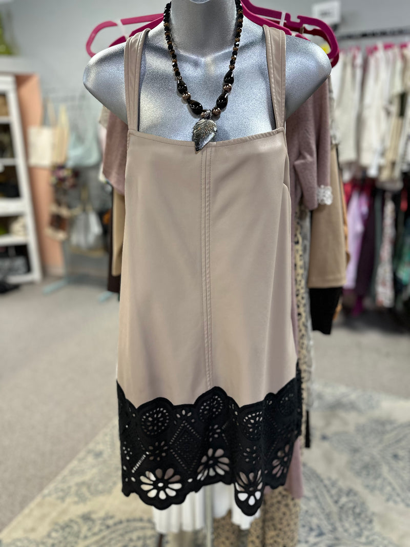 Anthropologie Size 6 Dress