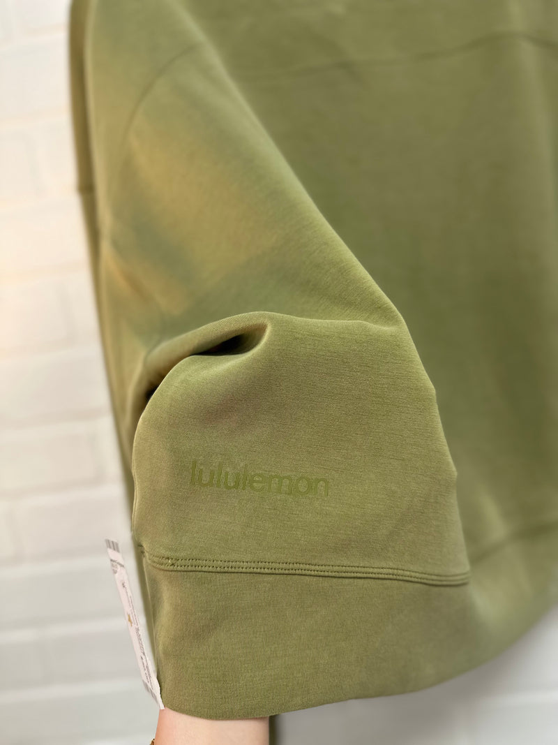 Lululemon Size 8 Top
