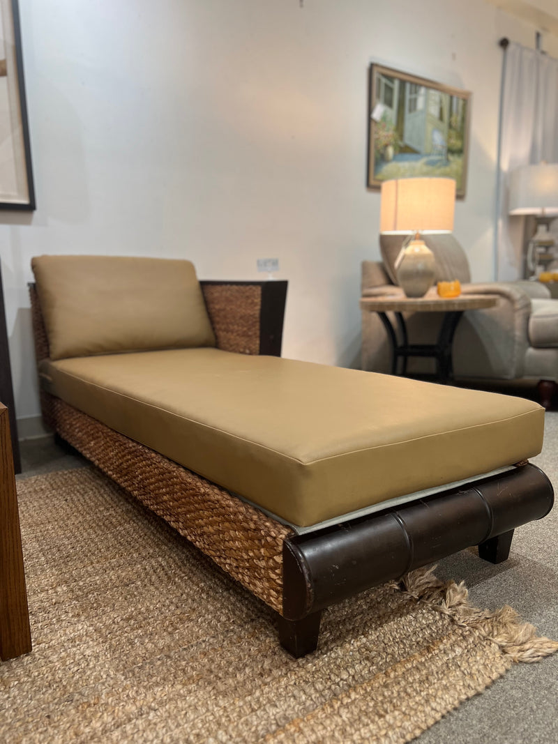 Chaise Lounge