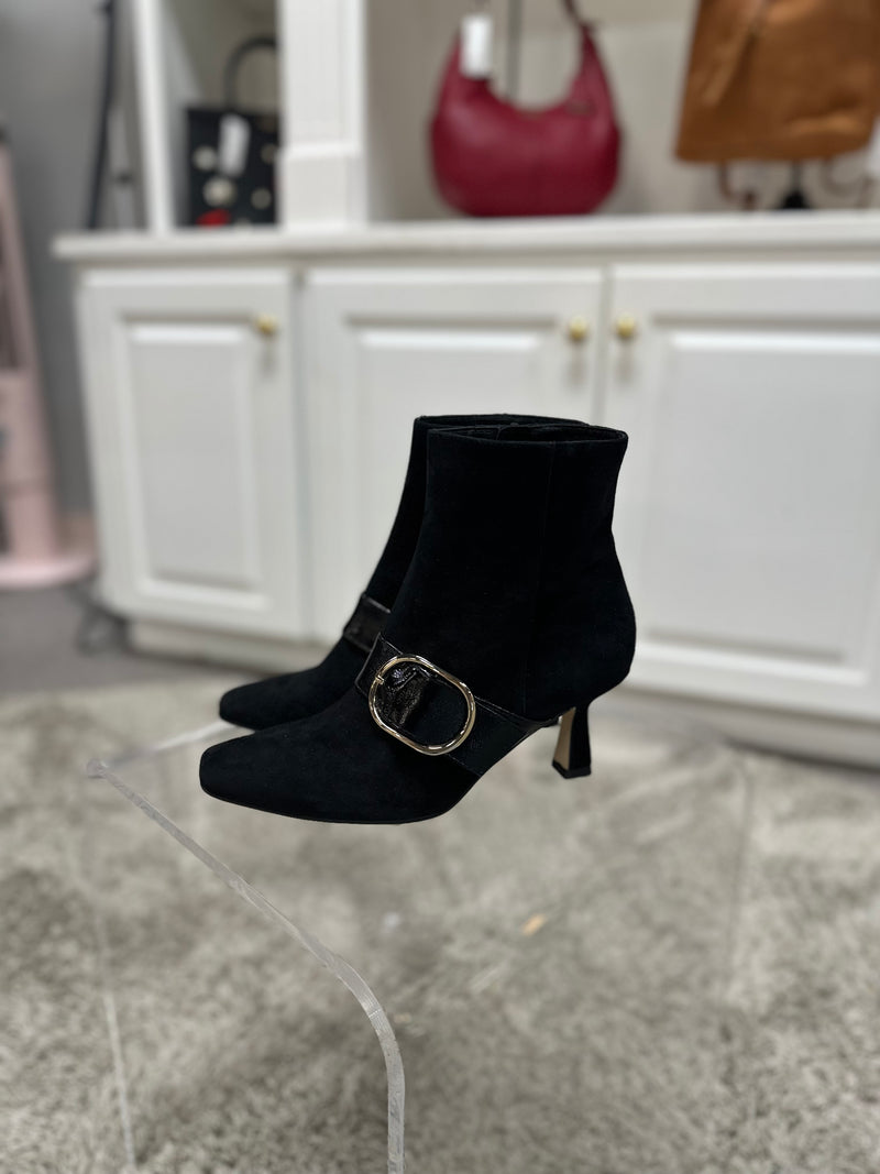 Pedro Anton Size 37 Booties
