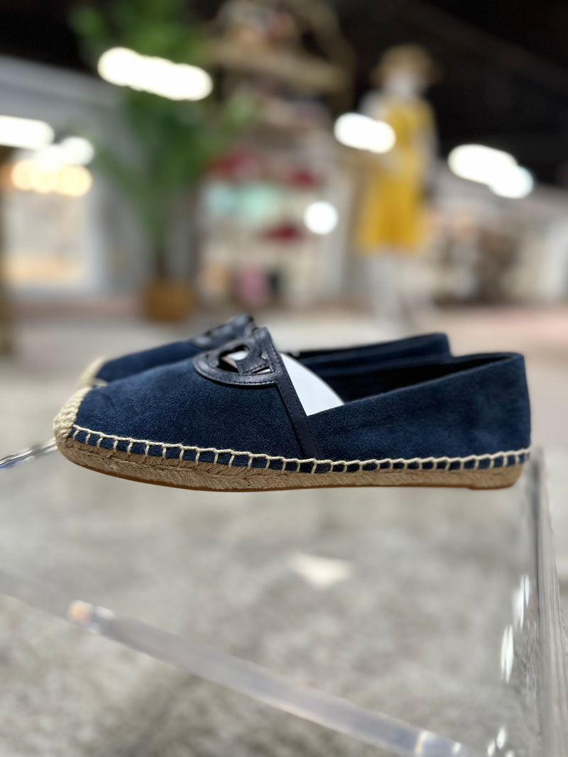 Tory Burch Size 7 Flat