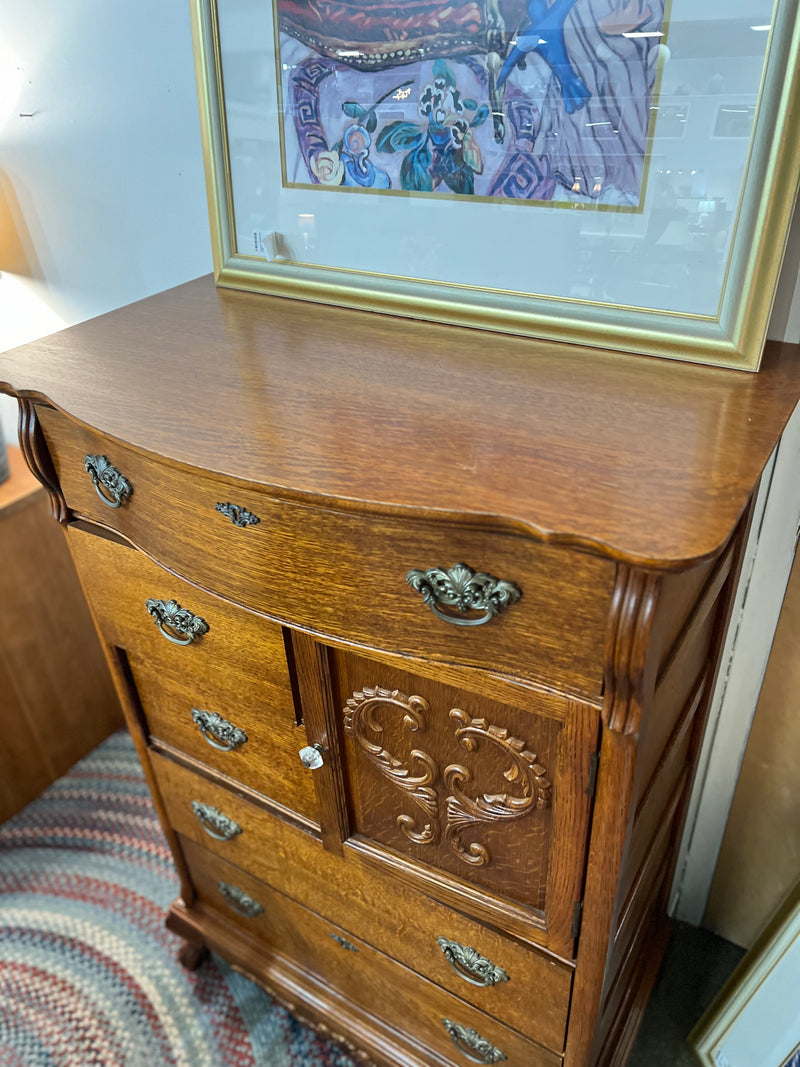 Lexington Dresser