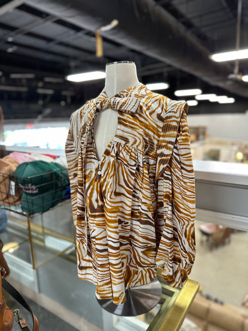 Love The Label Size L Top
