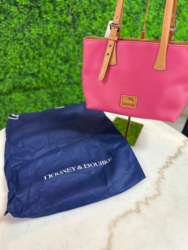 Dooney & Bourke Hand Bag