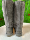 UGG Size 8 Boots